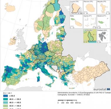 Regiony UE według mediany wieku, 2020-2021