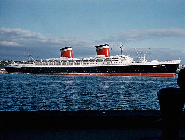 Najszybszy transatlantyk w historii - SS United States