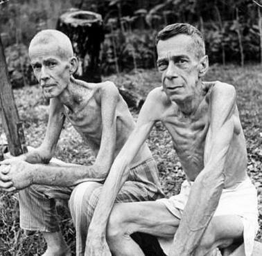 Dwóch uwolnionych Amerykanów z rąk japońskich (Filipiny)