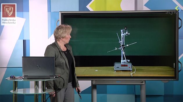 Wykłady prof. Ewy Popko Kurs dla kierunków inżynierskich, fizyka.