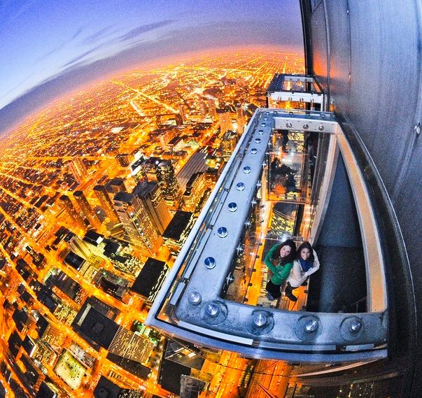 Niesamowity widok z Willis Tower (Chicago)