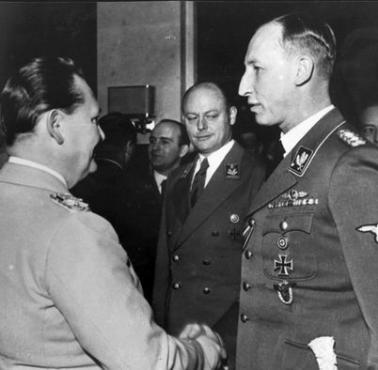 31 VII 1941 SS-Obergruppenführer Reinhard Heydrich otrzymuje polecenie od Hermanna Göringa ...