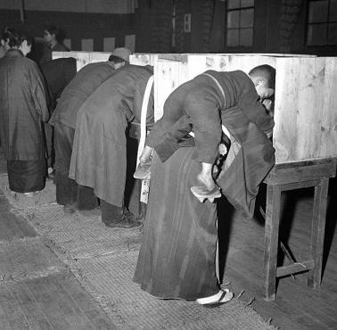 Pierwsze wolne wybory w Japonii