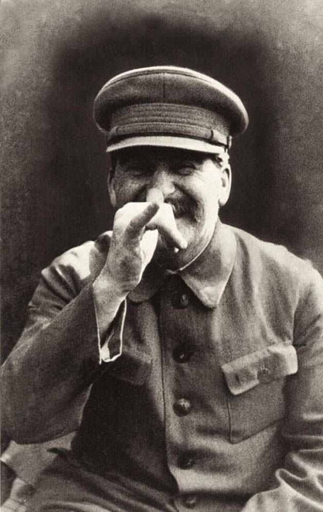 Józef Stalin, w latach 39-41 sojusznik Hitlera, ludobójca ...na zdjęciu wykonanym przez ochroniarza Vlasika.