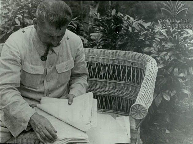 Józef Stalin - człowiek współodpowiedzialny za wybuch II wojny światowej na swojej daczy pod Moskwą