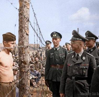 Heinrich Himmler podczas wizyty w obozie z rosyjskimi jeńcami.