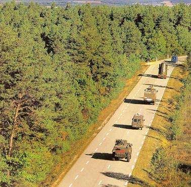 Francuska broń atomowa podczas transportu (Plateau d'Albion).