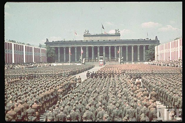 Uroczyste powitanie Legionu Kondor tuż po powrocie z wojny domowej w Hiszpanii (Berlin).