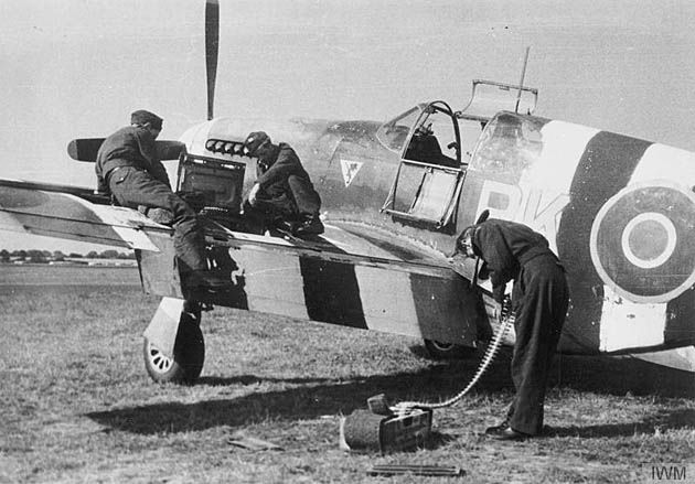 Polski Mustang III z Dywizjonu Myśliwskiego 315 (Dębliński) w służbie Wielkiej Brytanii.