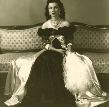 Fauzijja bint Fu’ad - żona ostatniego szacha perskiego Mohammada Rezy Pahlawiego, najstarsza córka egipskiego króla Fu’ada.
