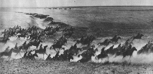 Udana szarza kawalerii włoskiej podczas operacji Barbarossa (Izbuszenska nad Donem).