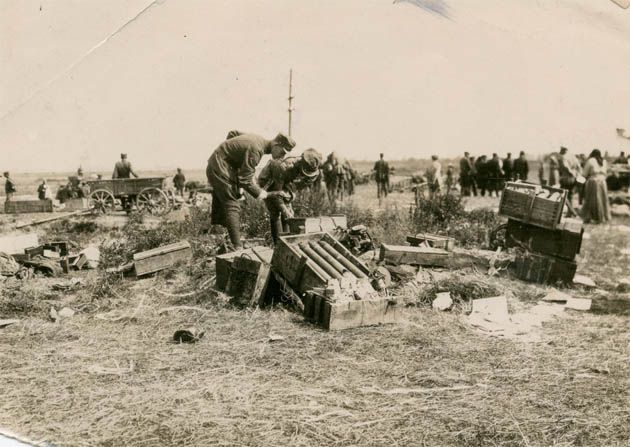 Bitwa nad Niemnem - druga wielka bitwa wojny rosyjsko - polskiej w 1920 roku zakończona rozbiciem bolszewickich armii.