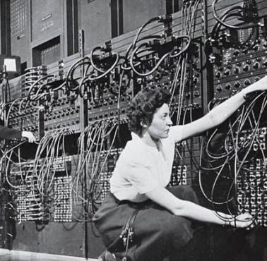 Programistki pierwszego komputera ENIAC (USA).
