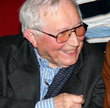 Tadeusz Różewicz „Polityka zmieni się w kicz, miłość w pornografię, muzyka w hałas, sport w prostytucję, religia w naukę ..."