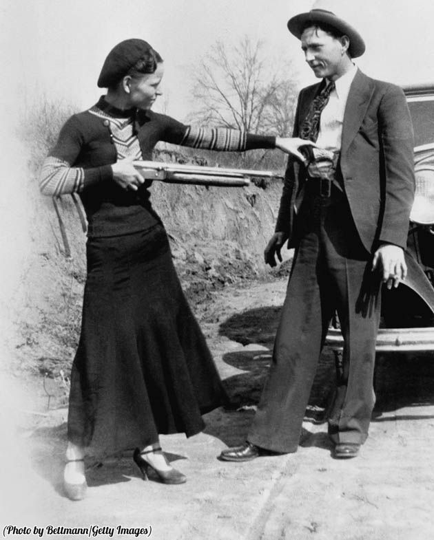 Wylansowana przez media para amerykańskich bandziorów - Bonnie Parker i Clyde Barrow