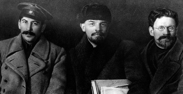 Stalin, Lenin i Kalinin na 8 zjeździe komunistycznej partii.