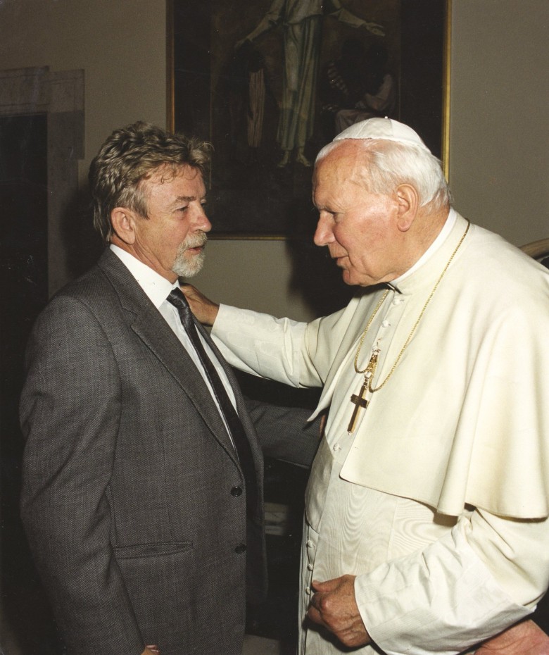 Amerykański agent Ryszard Kukliński na prywatnej audiencji u Jana Pawła II