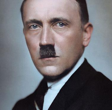 Adolf Hitler - jeden z najbardziej znanych socjalistycznych dyktatorów XX wieku.