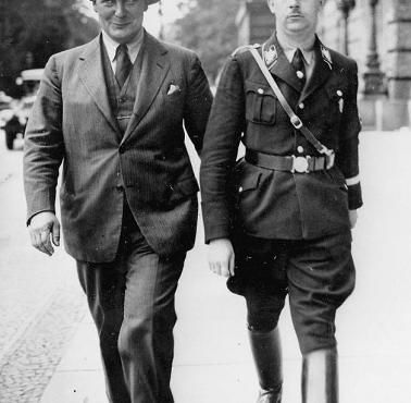 Hermann Göring i Heinrich Himmler w drodze na posiedzenie Reichstagu.