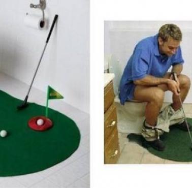 Golf podczas siedzenia na kibelku