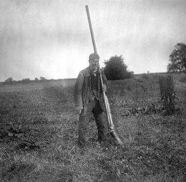 Jednostrzałowa strzelba "Punt gun" - służyła kiedyś do zabijania dzikiego ptactwa wodnego w hurtowych ilościach.