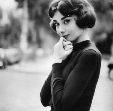 Audrey Hepburn - brytyjska aktorka, modelka i działaczka humanitarna