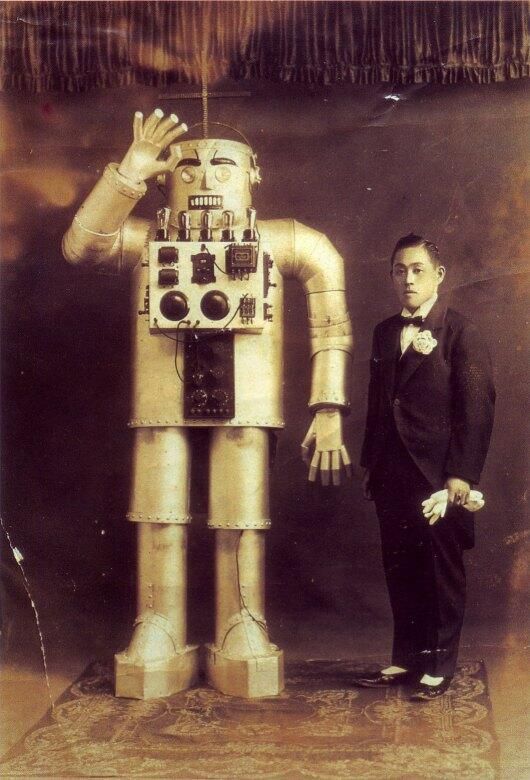 Yasutaro Mitsui i jego stalowy robot