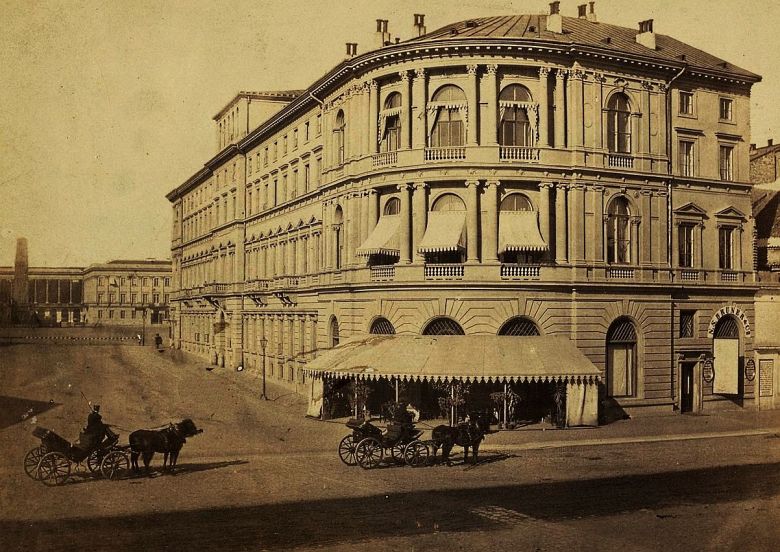 Hotel Europejski w Warszawie – hotel w Warszawie, zbudowany w latach 1855–1878 według projektu Henryka i Leandra Marconich.