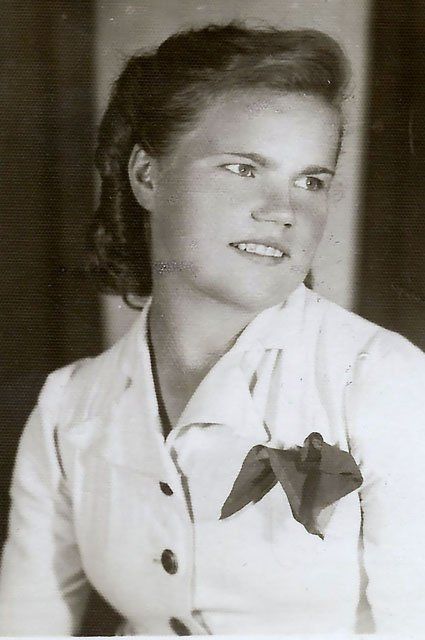 Żołnierz wyklęty - S.J.Firkowska (Feluś), porwana i zamordowana przez UB w kwietniu 1946 roku, ciała nigdy nie odnaleziono.