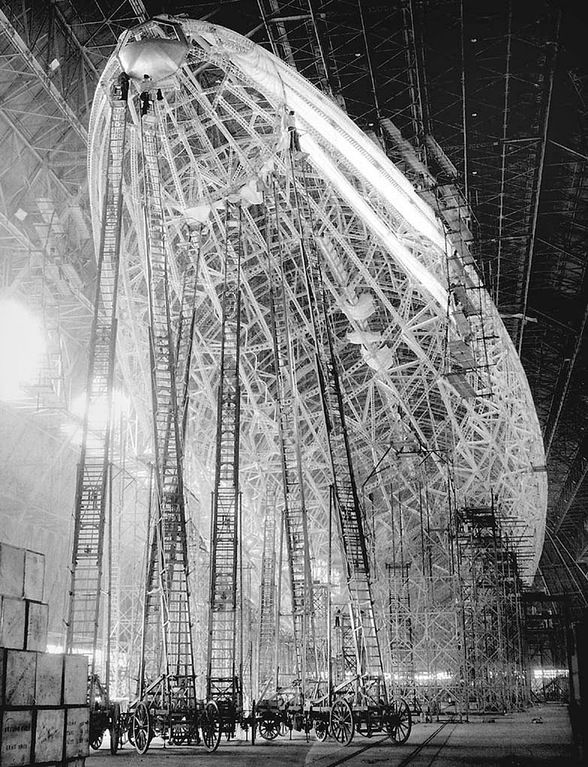 Budowa sterowca USS Macon (Akron, Ohio, USA)