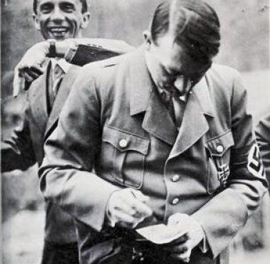 Joseph Goebbels i Adolf Hitler