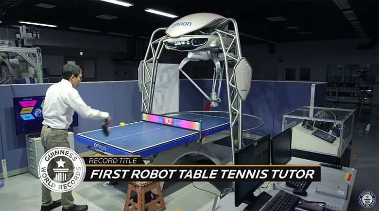 FORPHEUS - pierwszy robot, który uczy grać w ping-ponga.