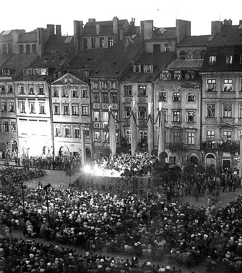 Koncert Jana Kiepury na Rynku Starego Miasta w Warszawie