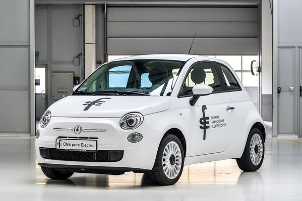 Fabryka samochodów elektrycznych (FSE) w Bielsku-Białej i jej zbudowany na bazie Fiata 500 samochód elektryczny FSE 01