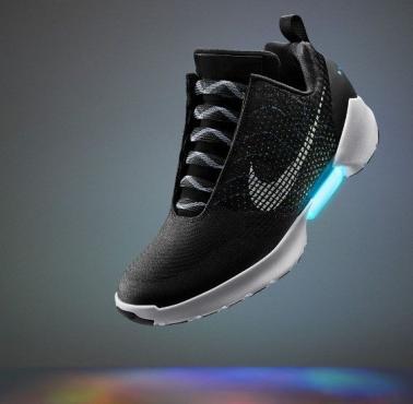 Samowiążące się buty marki Nike - HyperAdapt 1.0