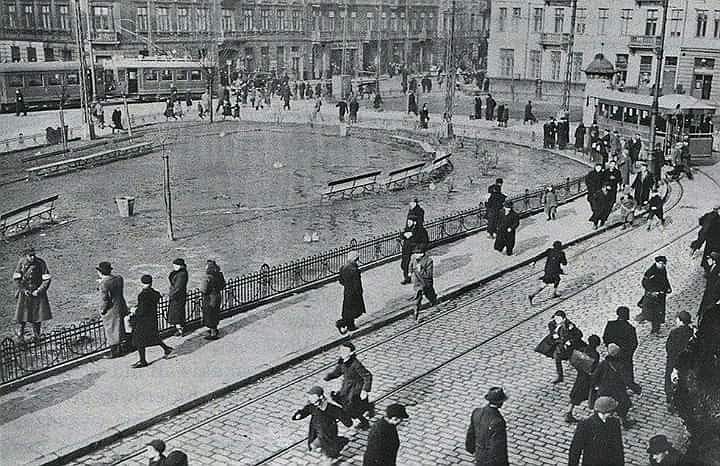 Nieistniejący obecnie plac Muranowski w Warszawie