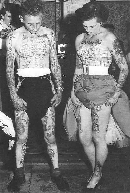 Członkowie klubu Bristol Tattoo, Wielka Brytania, 1950
