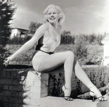 Moda z lat 30-tych XX wieku - Jean Harlow