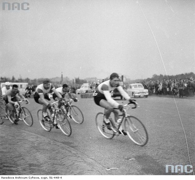 1 maja 1948 r. Wystartował wyścig kolarski zwany później 