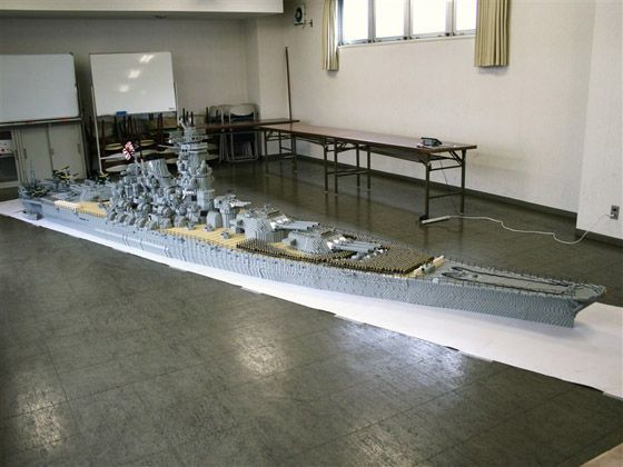 Pancernik Yamato z klocków Lego