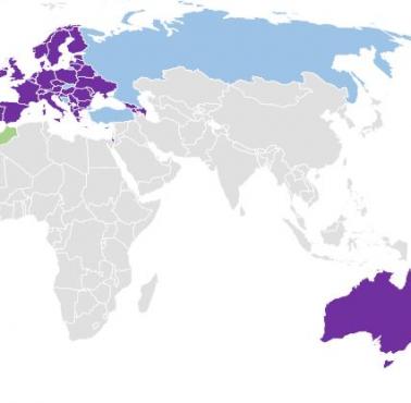 Uczestnicy konkursu Eurowizji, fioletowy - 2017 uczestnik, niebieski - ostatni występ 2000, zielony - ostatni występ przed 2000