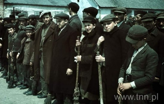 17 XI 1939 Niemcy oświadczyli,iż :   Powiat bydgoski jest wolny od Żydów (Heute is der Landkreis Judenfrei) ...