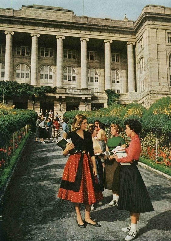 Tureckie studentki, Istambuł, 1955