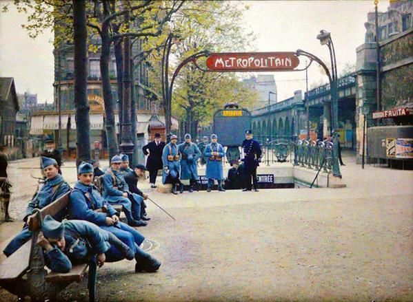 Kolorowe zdjęcie wykonane autochromem, Paryż, 1907