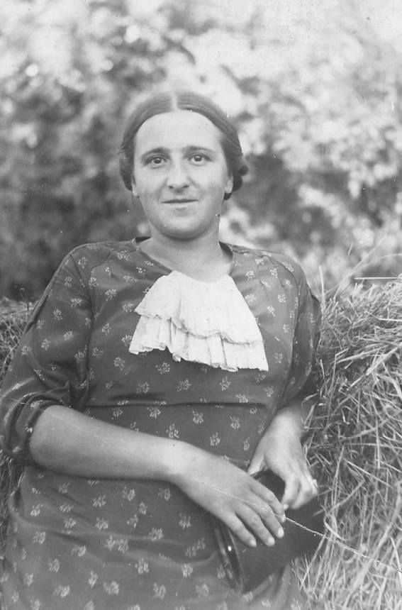 Eugenia Siedzikowa-mama ,,Inki', w 1943 r. rozstrzelana przez Niemców pod Białymstokiem za wspieranie Armii Krajowej