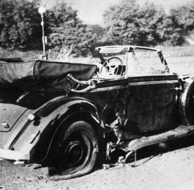 Samochód Reinharda Heydricha, który został zabity przez przysłanych z Londynu czeskich zamachowców, Praga, 1942
