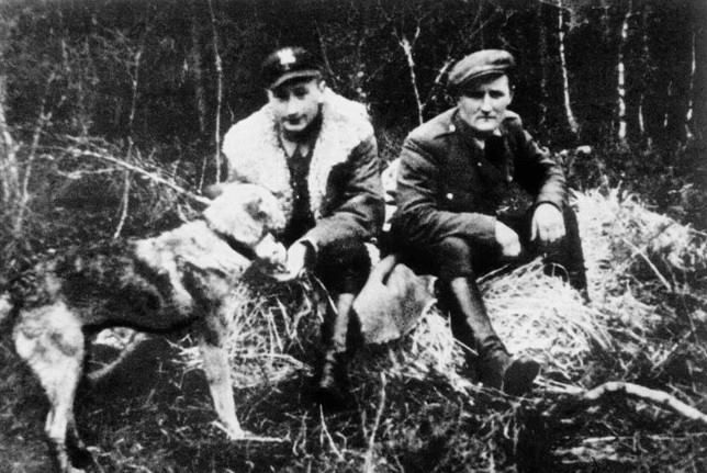 W nocy z 5 na 6 czerwca 1944 roku oddział AK Antoniego Hedy Szarego uwolnił ponad 60 osób z niemieckiego więzienia w Końskich