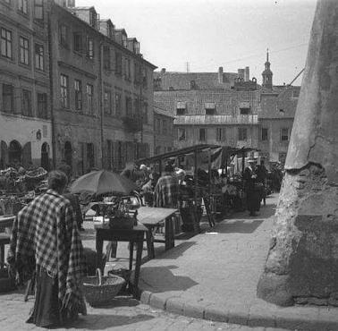 Warszawa, Targ na Szerokim Dunaju