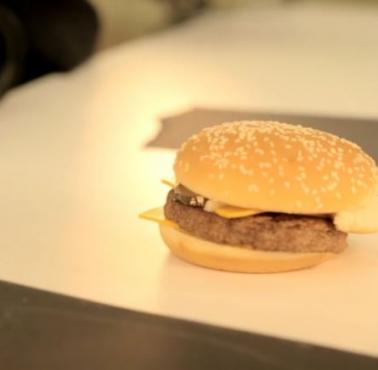 Jak się robi super apetyczne reklamy, które widzisz w barach McDonalda (wideo HD)