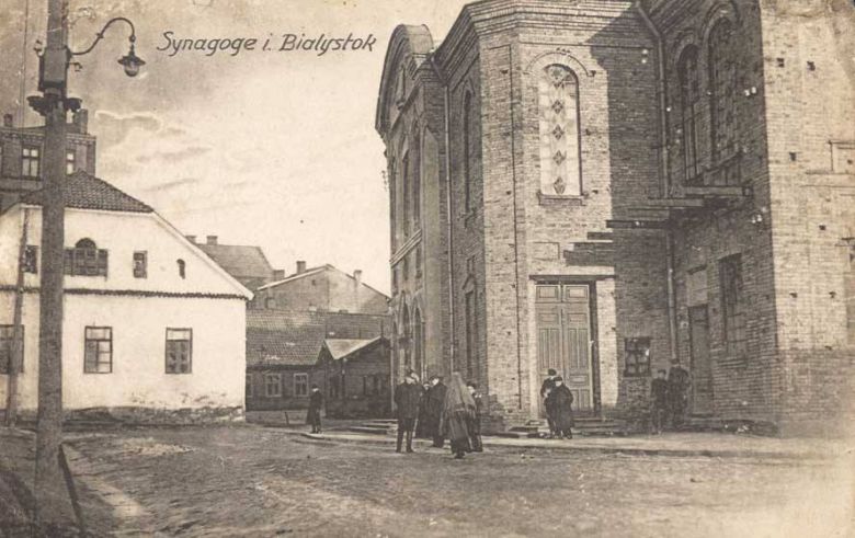 27 VI 1941 Niemcy spalili Wielką Synagogę w Białymstoku, wraz ze spędzonymi do niej Żydami. W sumie zginęło ok. 2 tys Żydów